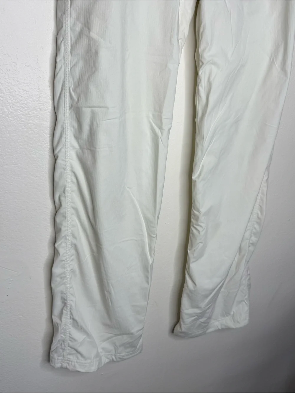 Lululemon Dance Studio Pants Bone Fill Length Sz 4 - Picture 4 of 8